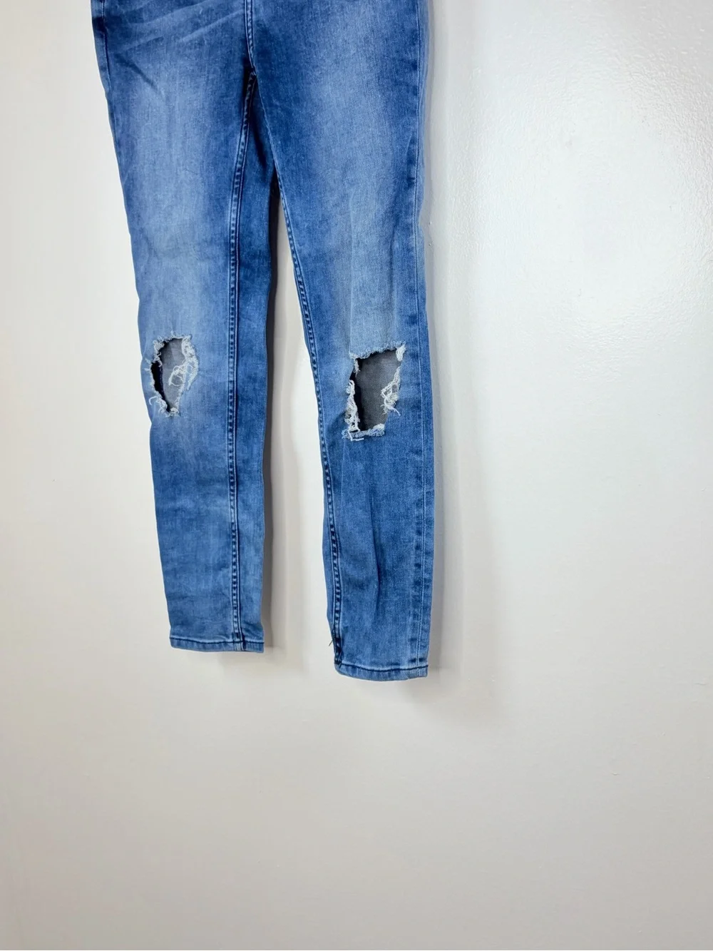 Free People Busted Knee Skinny Jeans